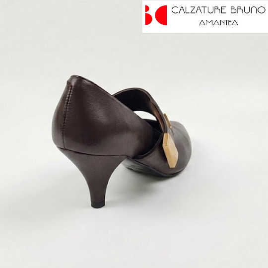 decollete-inserto-mettallo-bruno-premi-3